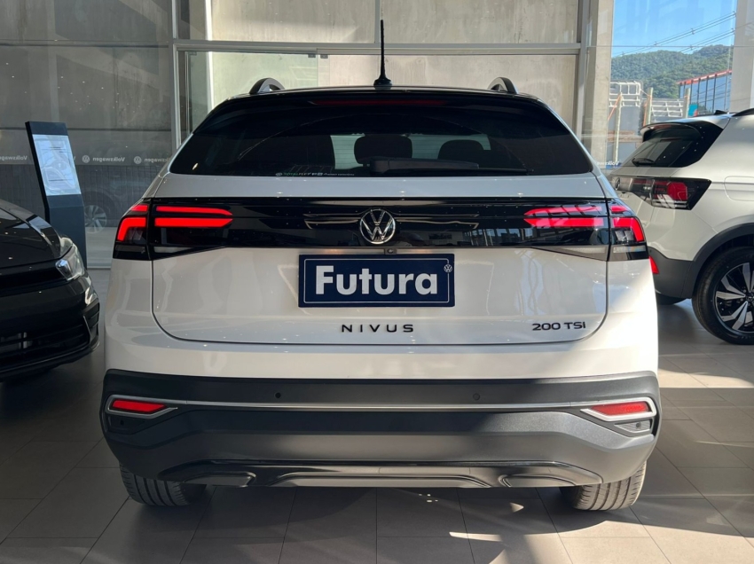 volkswagen nivus 1.0 200 tsi total flex highline automatico gasolina 4p 202412