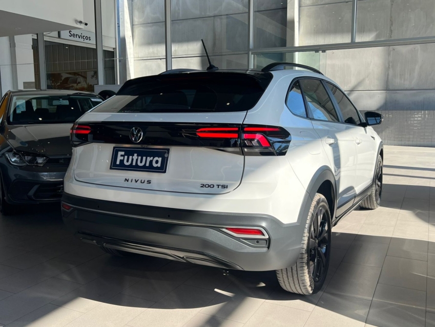 volkswagen nivus 1.0 200 tsi total flex highline automatico gasolina 4p 202411