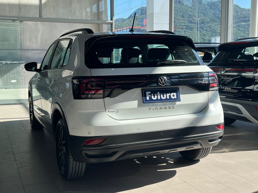 volkswagen t-cross 1.0 200 tsi total flex sense automatico gasolina 4p 202311