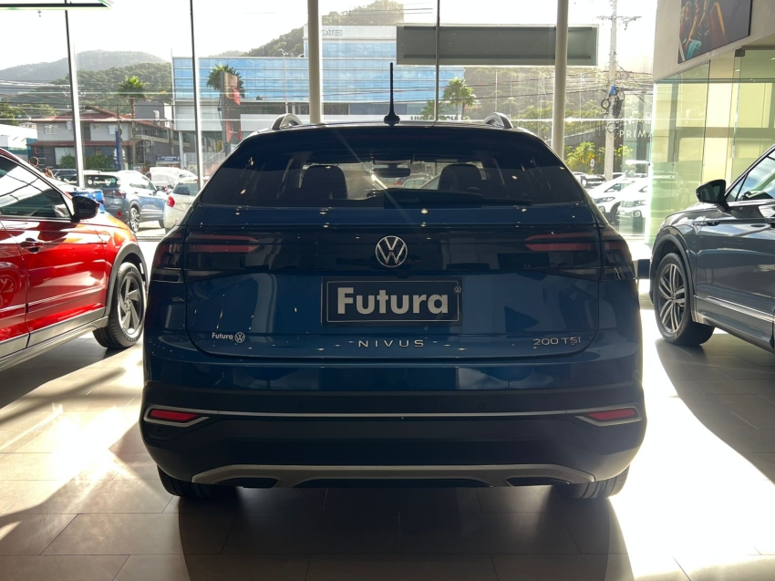 volkswagen nivus 1.0 200 tsi total flex highline automatico gasolina 4p 202312