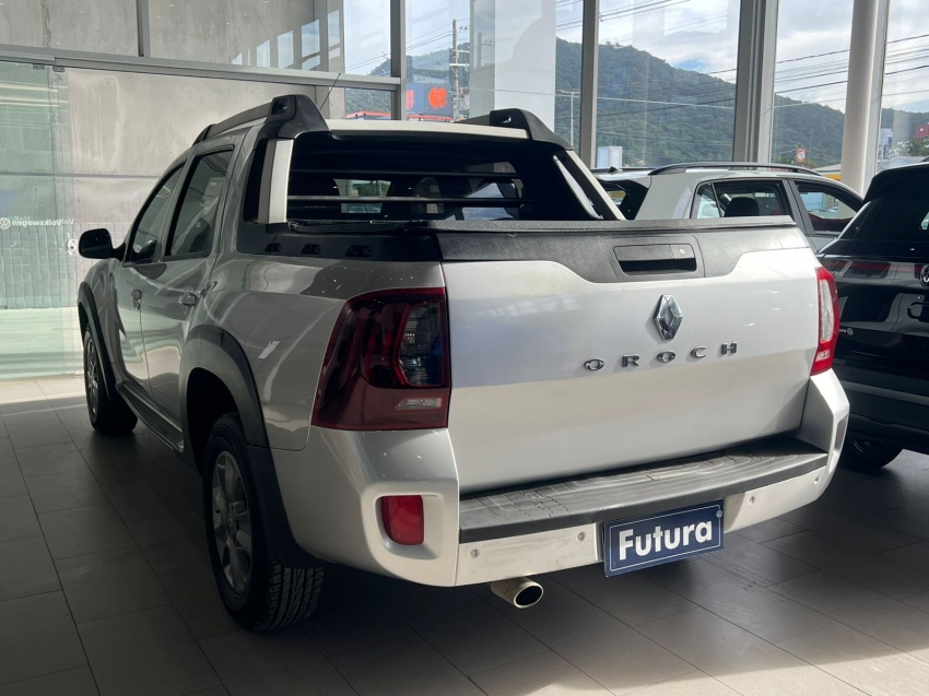 renault duster oroch 2.0 16v hi-flex dynamique automatico flex 4p 202011