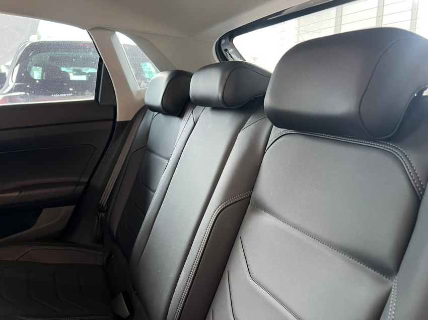 volkswagen polo 1.0 170 tsi highline automatico gasolina 4p 202310