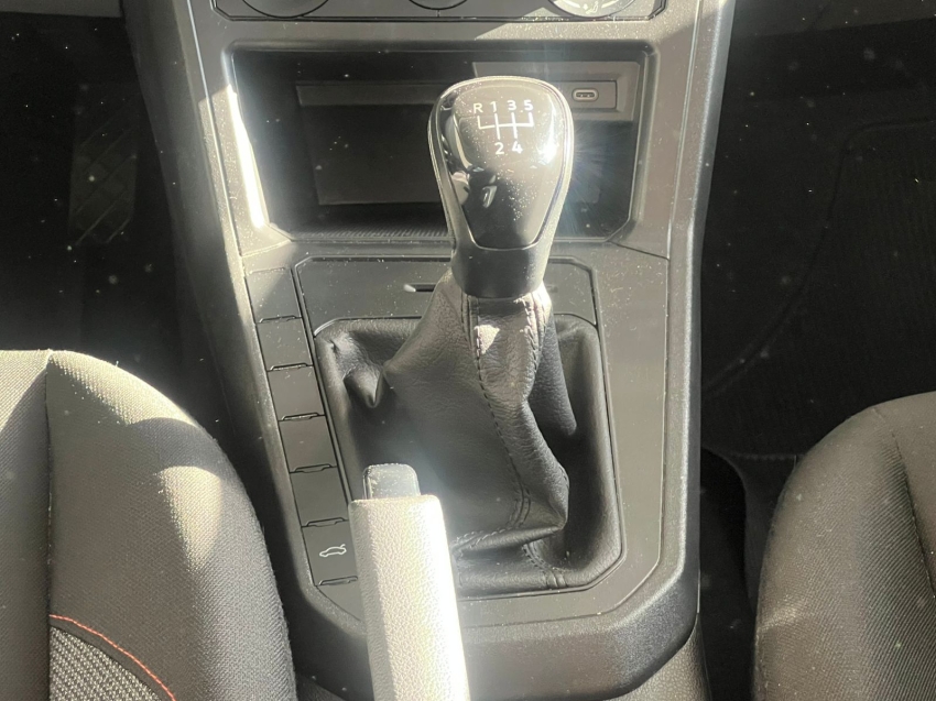 volkswagen polo 1.0 mpi track manual gasolina 4p 20247
