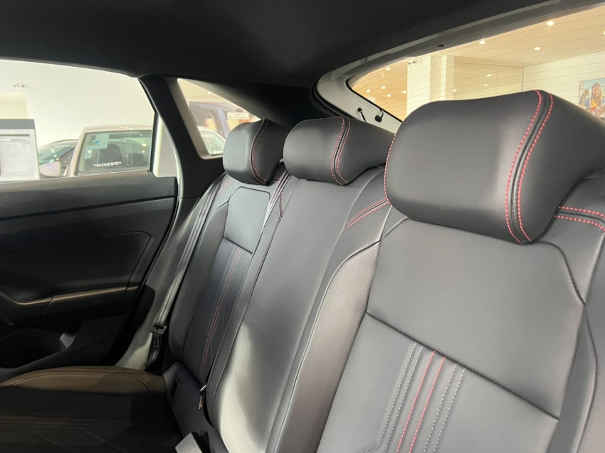 volkswagen nivus 1.4 250 tsi total flex gts automatico 4p 202610