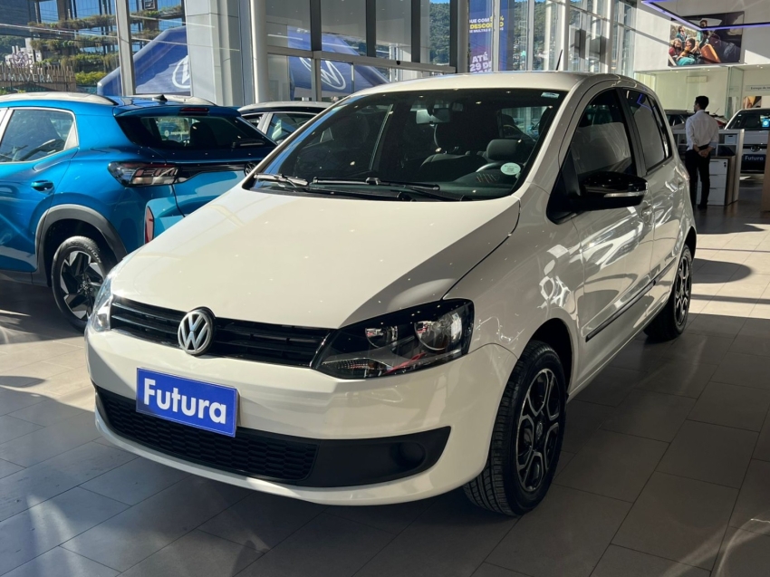 volkswagen fox 1.6 mi selecao 8v flex 4p manual gasolina 2014