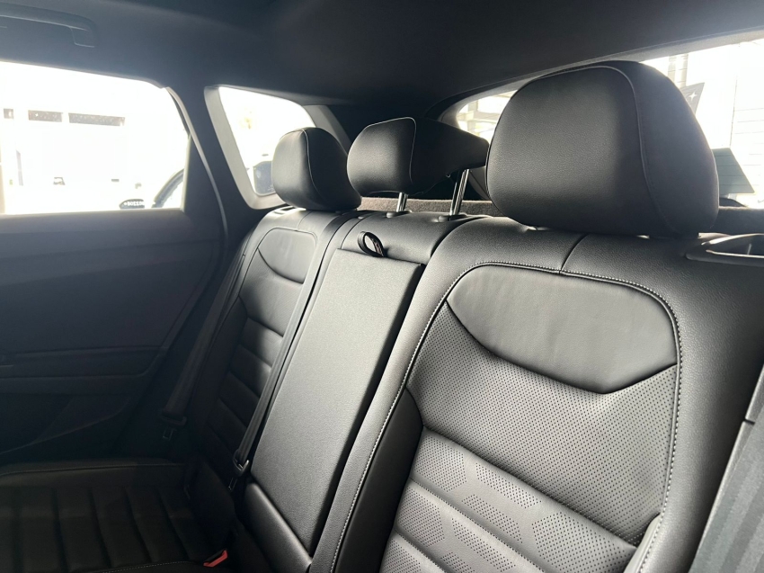 volkswagen taos 1.4 250 tsi total flex highline automatico gasolina 4p 202310