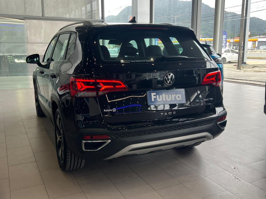 volkswagen taos 1.4 250 tsi total flex highline automatico gasolina 4p 202311