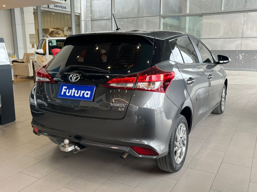 toyota yaris 1.5 16v flex sedan xs connect multidrive gasolina 4p automatico 202313