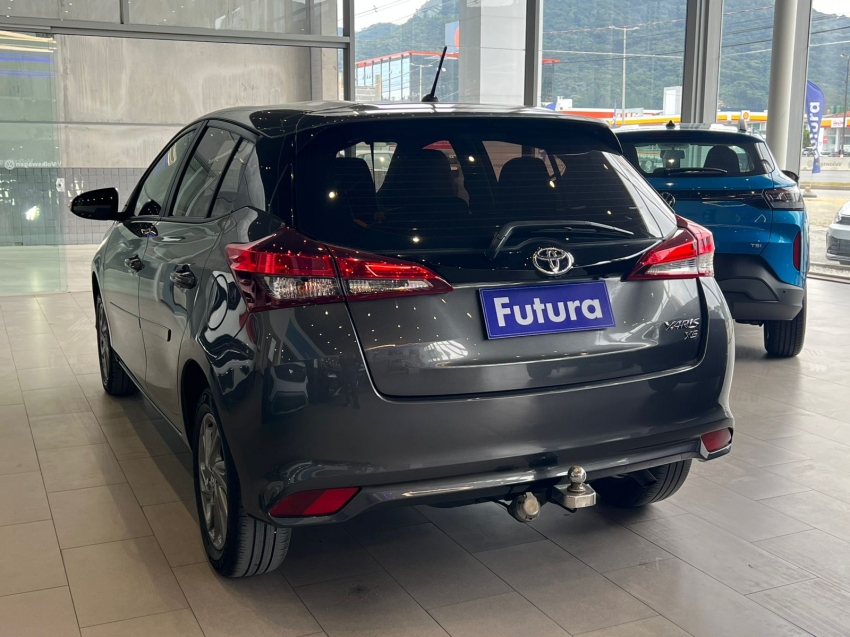 toyota yaris 1.5 16v flex sedan xs connect multidrive gasolina 4p automatico 202311