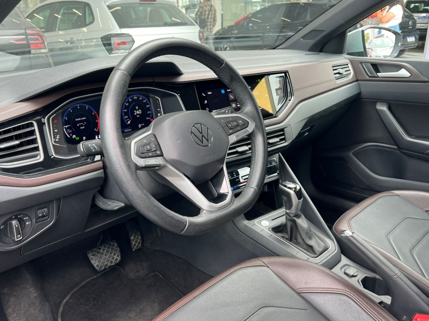 volkswagen virtus 1.0 200 tsi highline automatico gasolina 4p 20243