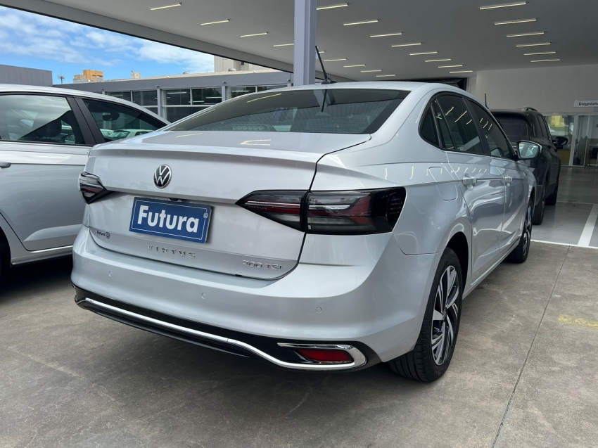 volkswagen virtus 1.0 200 tsi highline automatico gasolina 4p 202413
