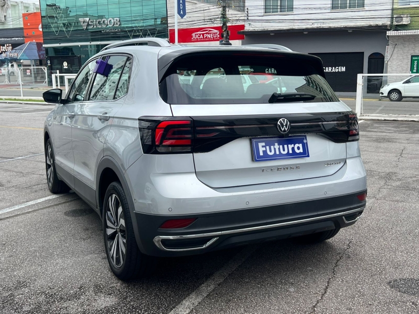 volkswagen t-cross 1.4 250 tsi total flex highline automatico gasolina 4p 202311