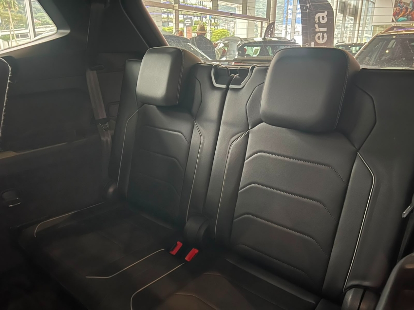 volkswagen tiguan 2.0 350 tsi gasolina allspace r-line 4motion dsg 4p automatico 202111