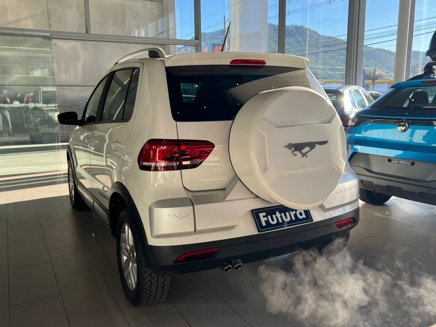 volkswagen crossfox 1.6 msi flex 16v 4p manual gasolina 201511