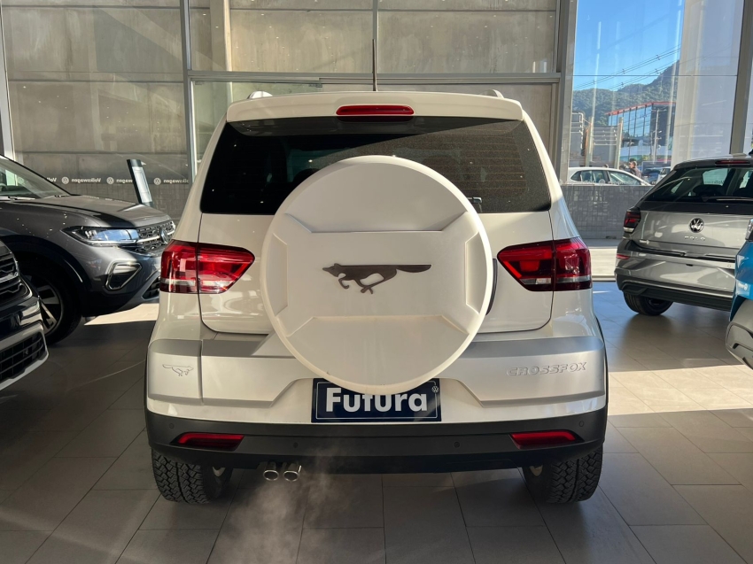 volkswagen crossfox 1.6 msi flex 16v 4p manual gasolina 201512
