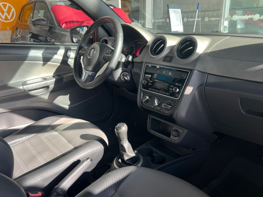 volkswagen saveiro 1.6 cross cd 16v flex 2p manual gasolina 4p 20169