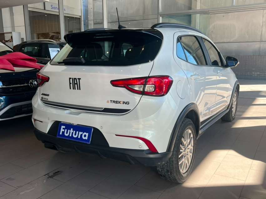 fiat argo 1.3 firefly flex trekking manual gasolina 4p 202011