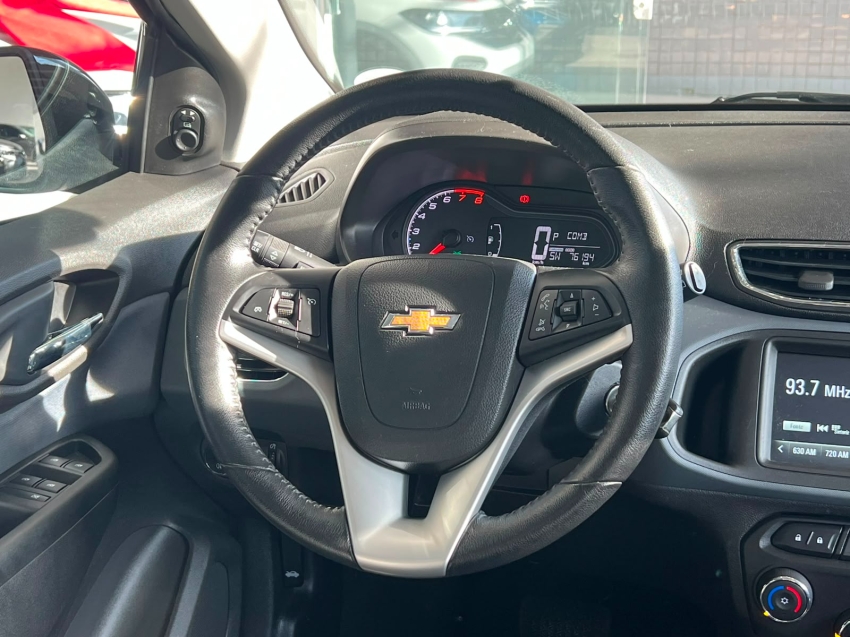 chevrolet onix 1.4 mpfi activ 8v flex 4p automatico gasolina 20196