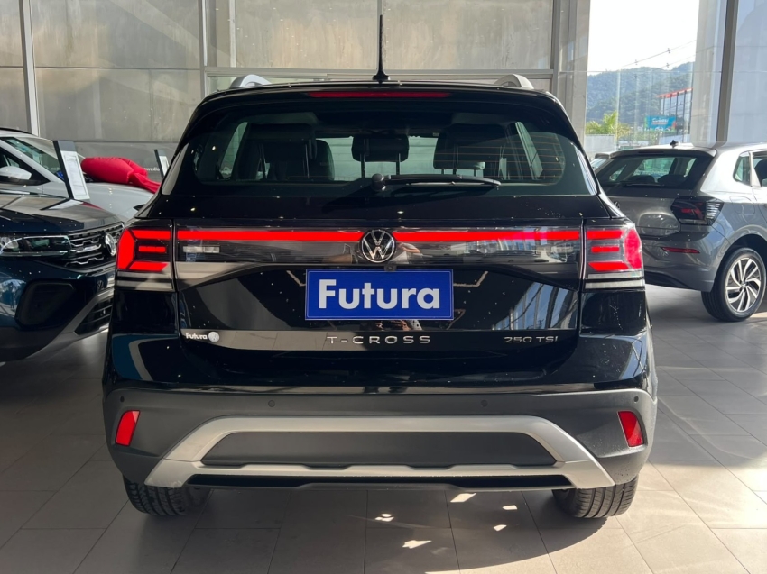 volkswagen t-cross 1.4 250 tsi total flex highline automatico gasolina 4p 202512