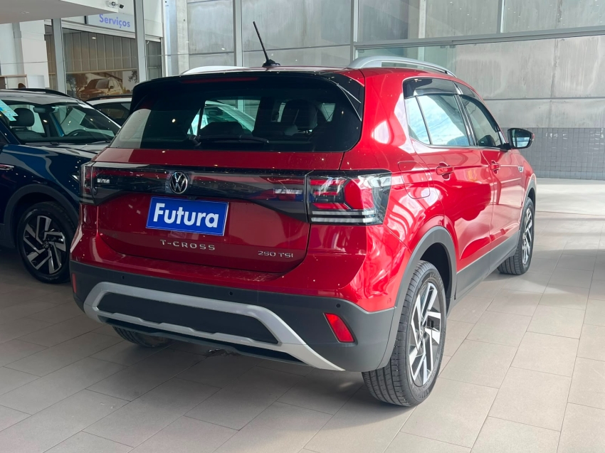 volkswagen t-cross 1.4 250 tsi total flex highline automatico gasolina 4p 202513