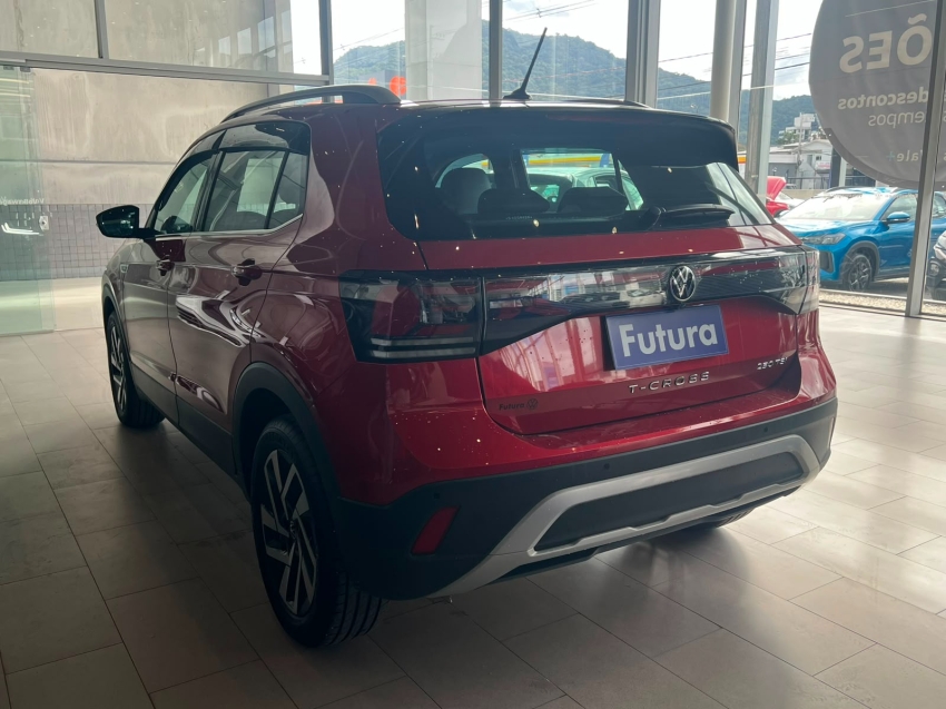 volkswagen t-cross 1.4 250 tsi total flex highline automatico gasolina 4p 202511