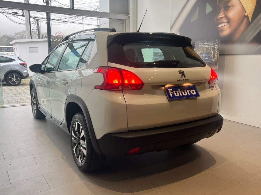 peugeot 2008 1.6 16v thp flex griffe 4p automatico 202011
