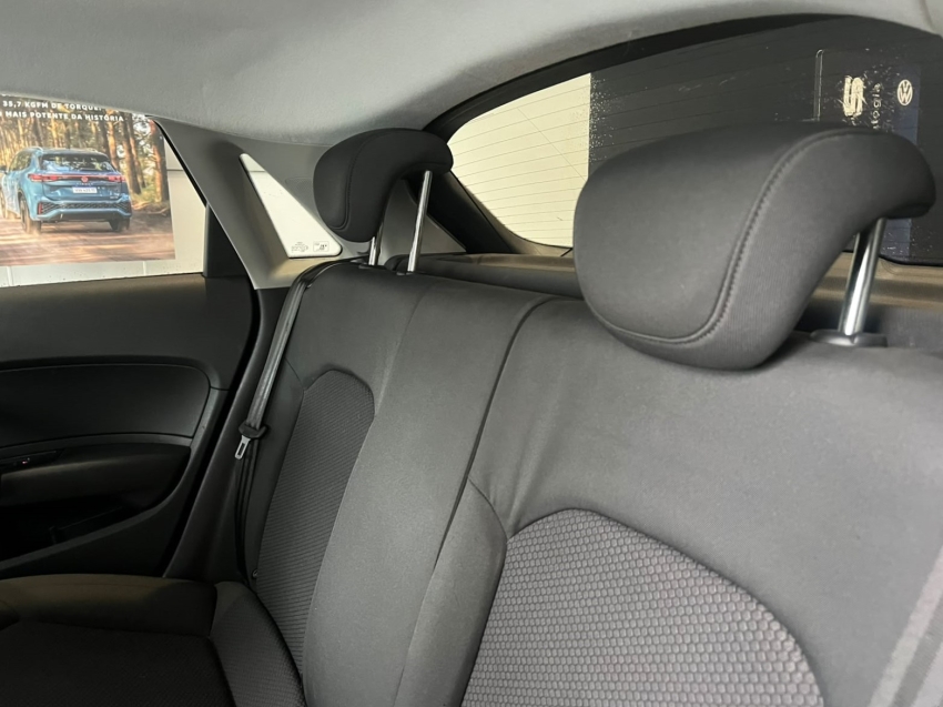 audi a1 1.4 tfsi sportback attraction 16v 122cv gasolina 4p s-tronic automatico 201310