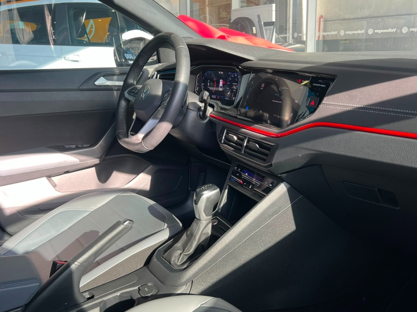volkswagen nivus 1.0 200 tsi total flex highline automatico 4p 20248