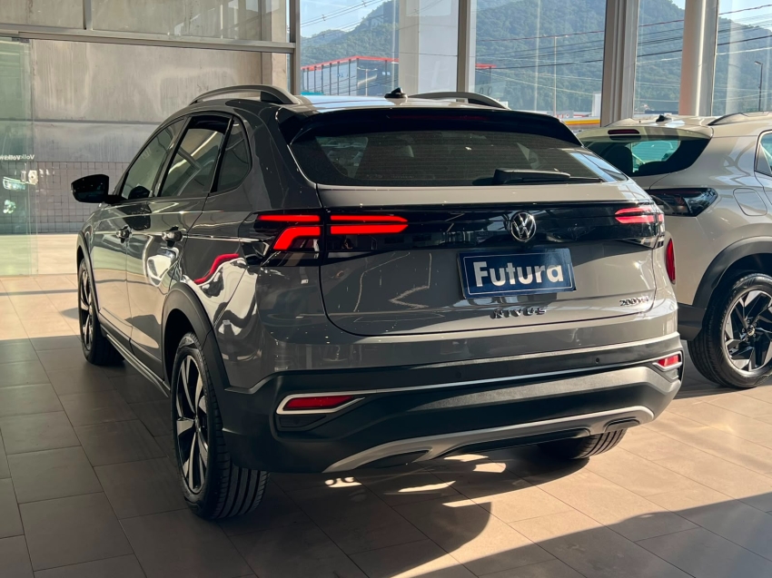 volkswagen nivus 1.0 200 tsi total flex highline automatico 4p 202411