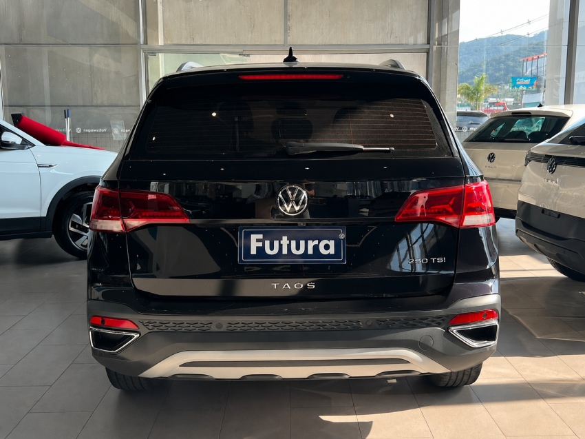 volkswagen taos 1.4 250 tsi total flex highline automatico gasolina 4p 202312