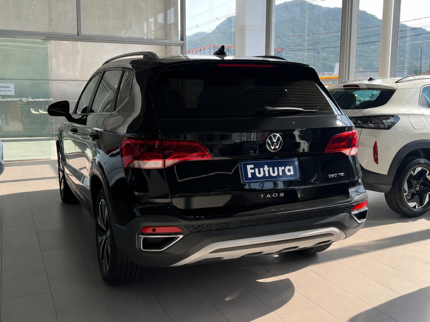volkswagen taos 1.4 250 tsi total flex highline automatico gasolina 4p 202311