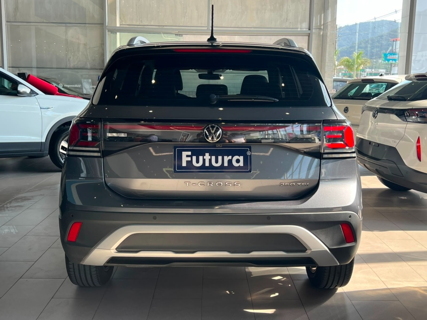 volkswagen t-cross 1.4 250 tsi total flex highline automatico 4p 202512