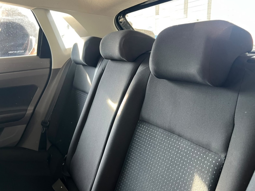 volkswagen polo 1.0 200 tsi comfortline automatico flex 4p 201910