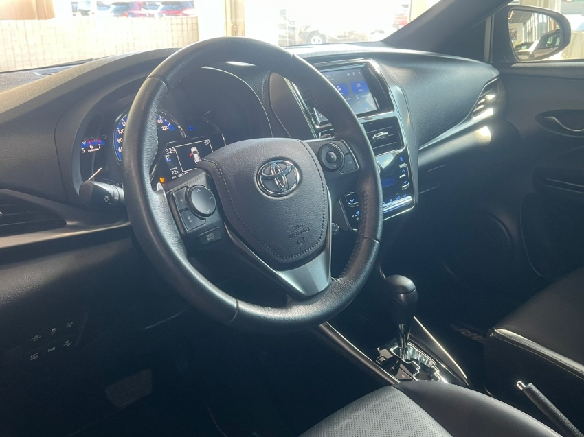 toyota yaris 1.5 16v flex xls connect multidrive 4p automatico 20233