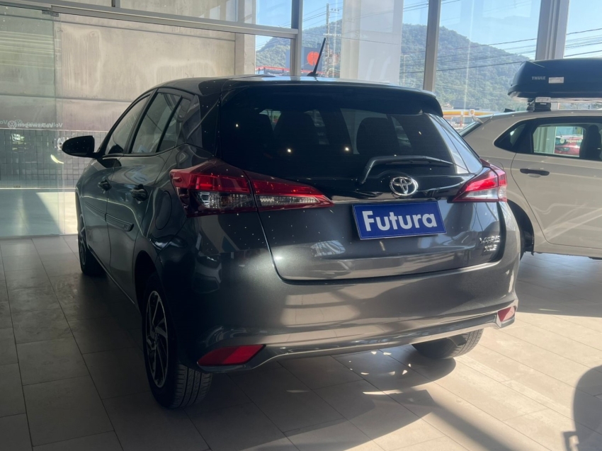 toyota yaris 1.5 16v flex xls connect multidrive 4p automatico 202311