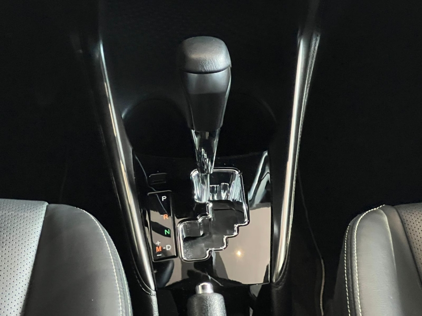 toyota yaris 1.5 16v flex xls connect multidrive 4p automatico 20237