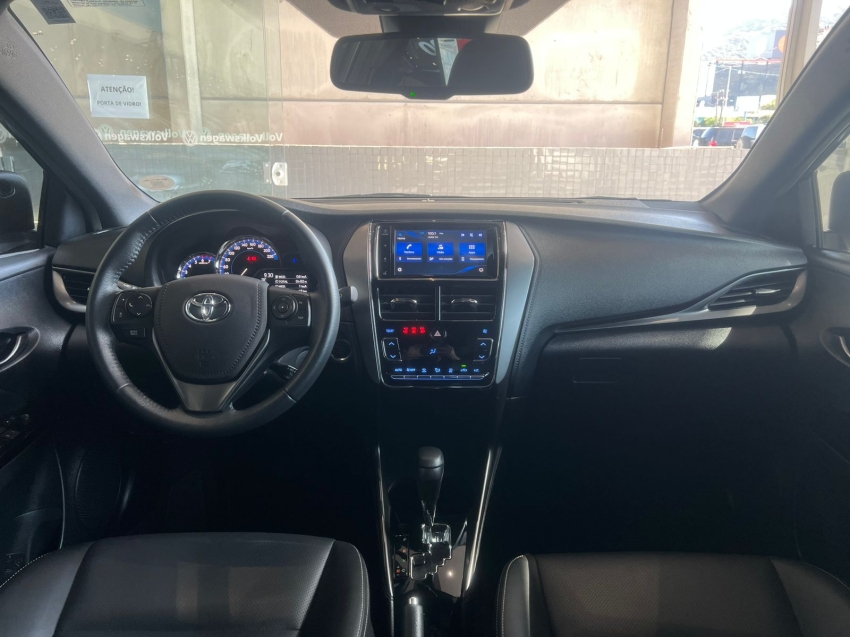 toyota yaris 1.5 16v flex xls connect multidrive 4p automatico 20234