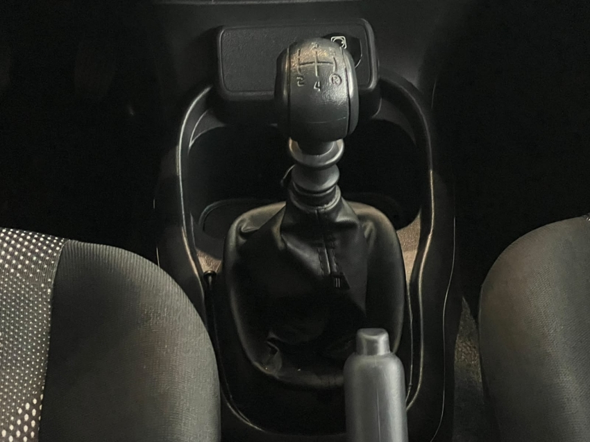 fiat mobi 1.0 evo flex like. manual gasolina 4p 20208