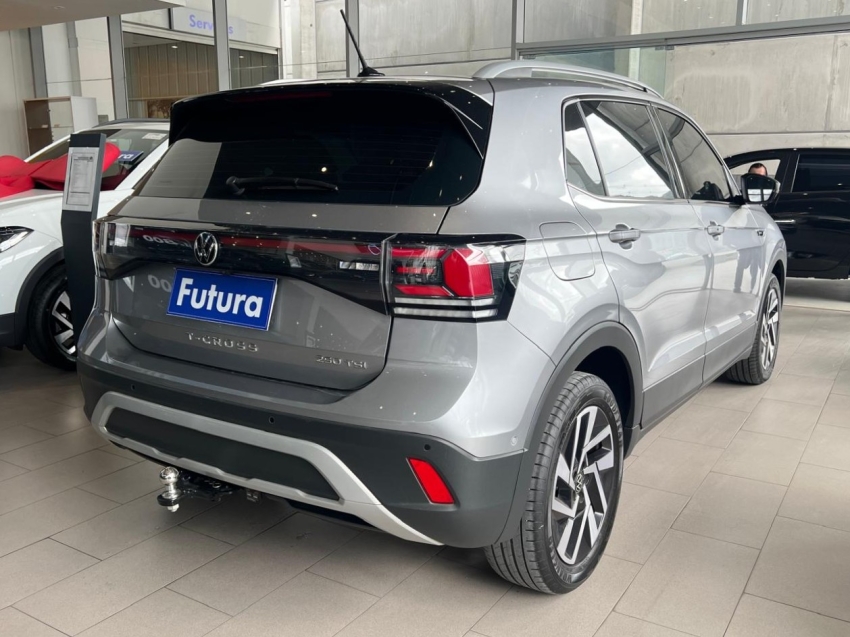 volkswagen t-cross 1.4 250 tsi total flex highline automatico gasolina 4p 202513
