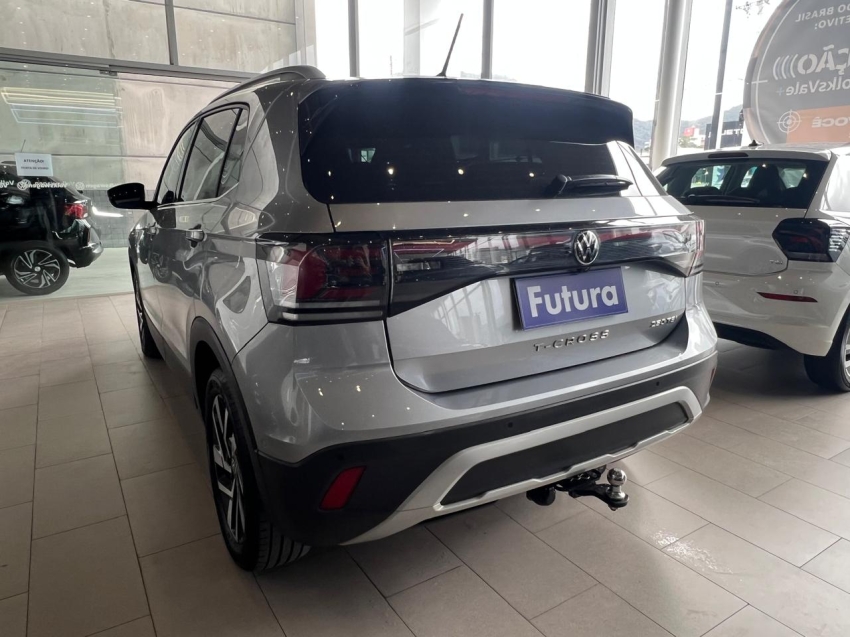 volkswagen t-cross 1.4 250 tsi total flex highline automatico gasolina 4p 202511