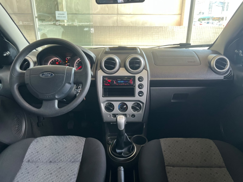 ford fiesta 1.6 rocam hatch 8v flex 4p manual 20144