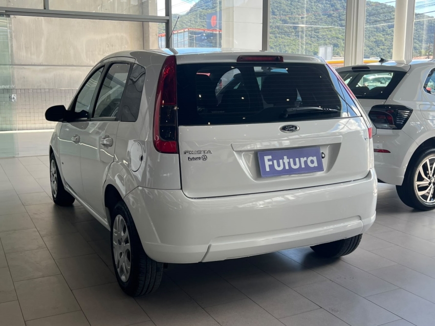 ford fiesta 1.6 rocam hatch 8v flex 4p manual 201411