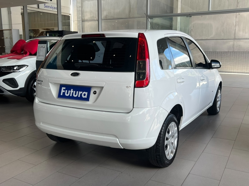 ford fiesta 1.6 rocam hatch 8v flex 4p manual 201413