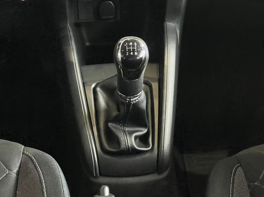 nissan kicks 1.6 16v flexstart s 4p manual flex 20207
