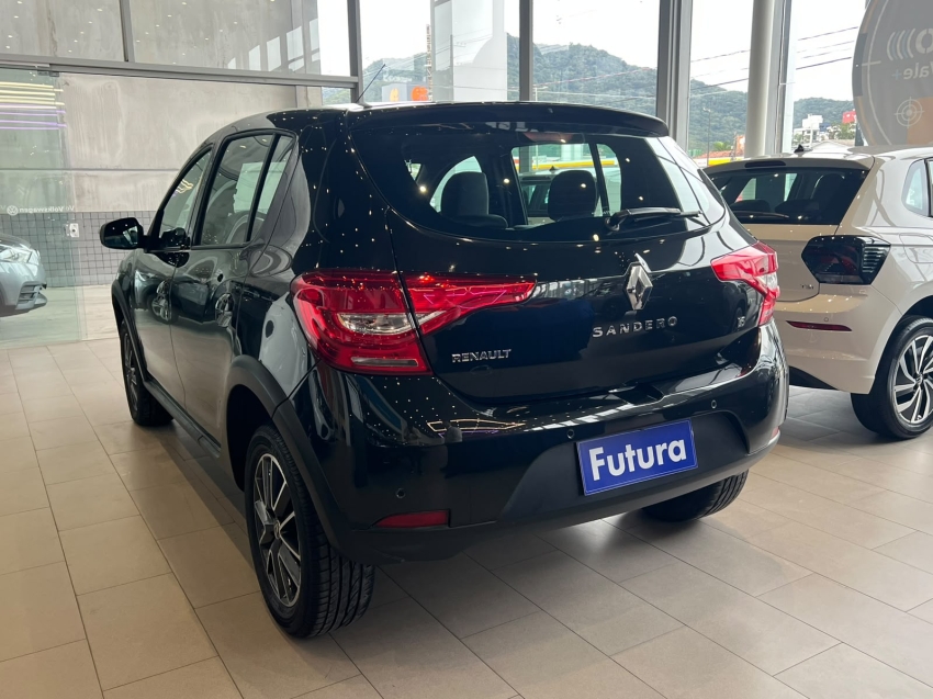 renault sandero 1.6 16v sce flex intense x-tronic 4p automatico 202011