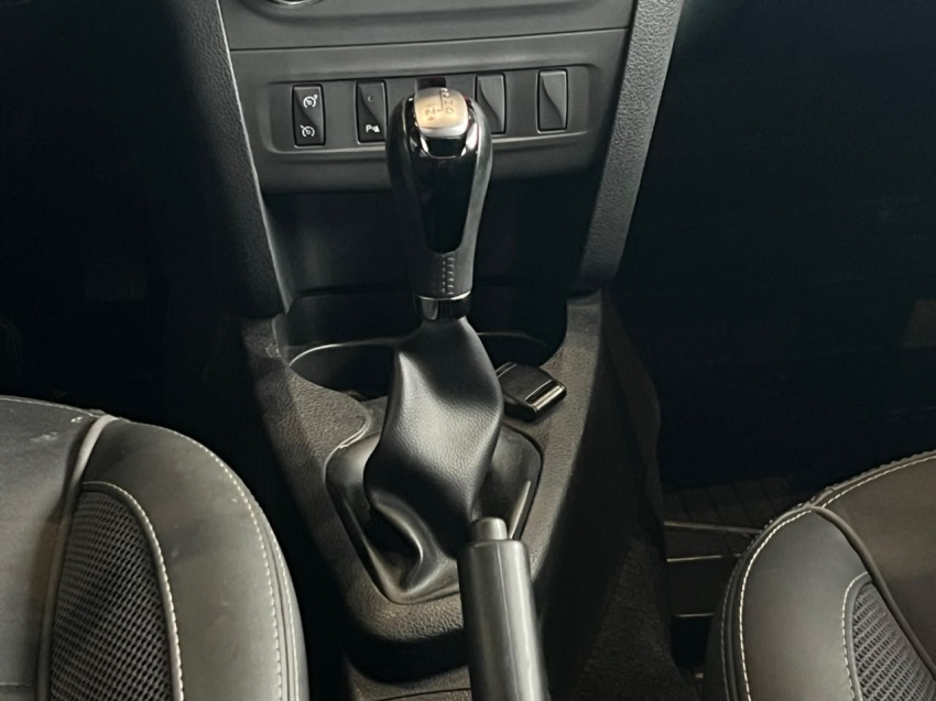 renault sandero 1.6 16v sce flex intense x-tronic 4p automatico 20207