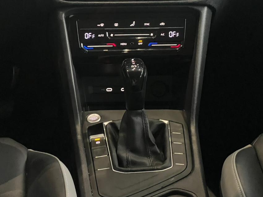 volkswagen taos 1.4 250 tsi total flex comfortline automatico gasolina 4p 20237