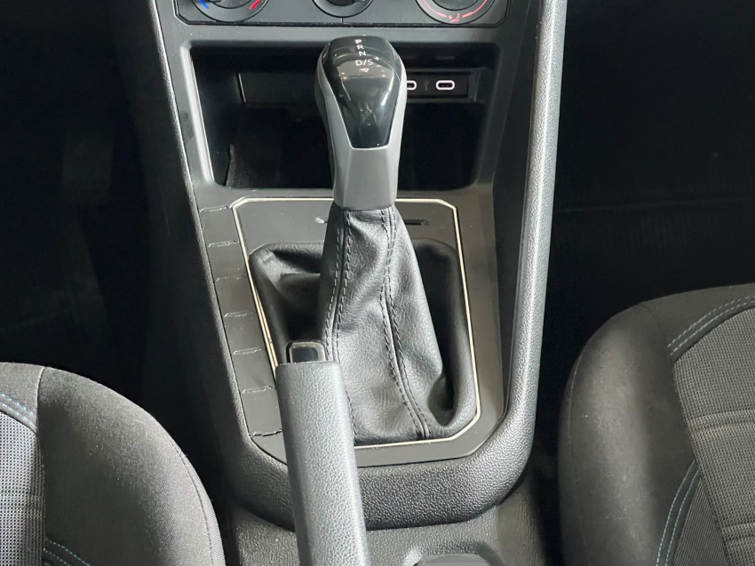 volkswagen nivus 1.0 200 tsi total flex comfortline automatico 4p 20247