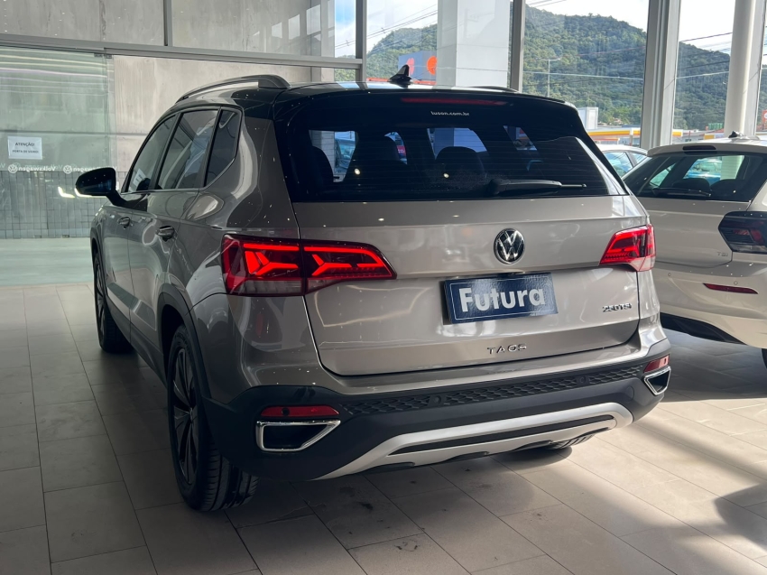 volkswagen taos 1.4 250 tsi total flex highline automatico gasolina 4p 202211