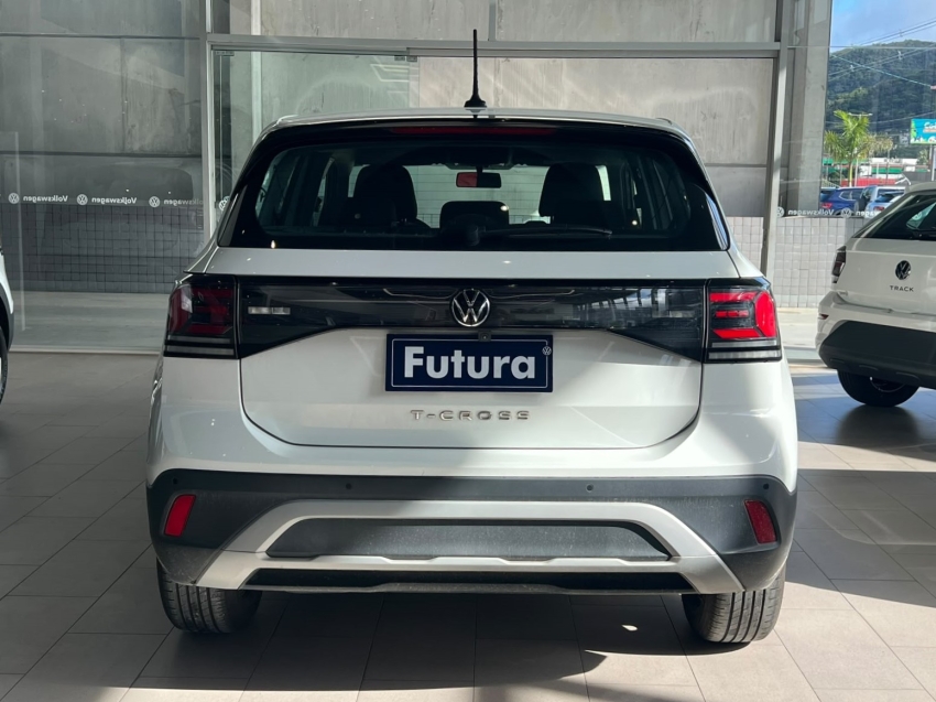 volkswagen t-cross 1.0 200 tsi total flex sense automatico 4p 202612
